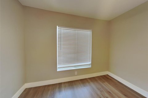 Villa ou maison à louer à Port Charlotte, Floride: 3 chambres, 143.44 m2 № 2117661 - photo 10