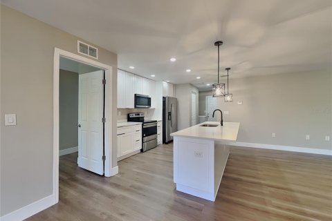 Villa ou maison à louer à Port Charlotte, Floride: 3 chambres, 143.44 m2 № 2117661 - photo 4