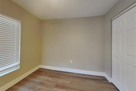 Villa ou maison à louer à Port Charlotte, Floride: 3 chambres, 143.44 m2 № 2117661 - photo 11