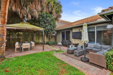 Купить виллу или дом в Пальметто-Бей, Флорида 3 спальни, 136.29м2, № 2005427 - фото 27