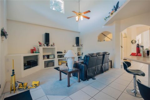 House in Orlando, Florida 4 bedrooms, 329.43 sq.m. № 2225112 - photo 12