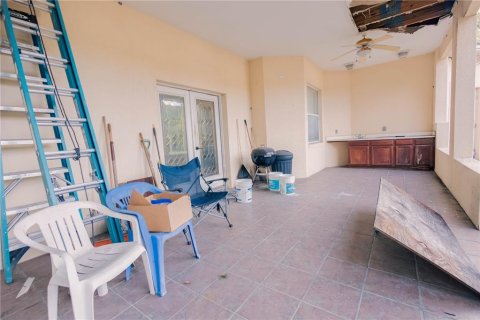 House in Orlando, Florida 4 bedrooms, 329.43 sq.m. № 2225112 - photo 8
