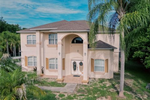 House in Orlando, Florida 4 bedrooms, 329.43 sq.m. № 2225112 - photo 3