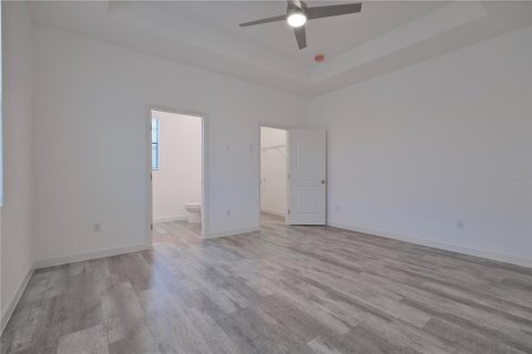 House in Englewood, Florida 3 bedrooms, 124.86 sq.m. № 1914610 - photo 11