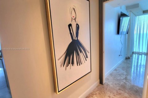 Condominio en alquiler en Hallandale Beach, Florida, 3 dormitorios, 191.84 m2 № 1986462 - foto 23