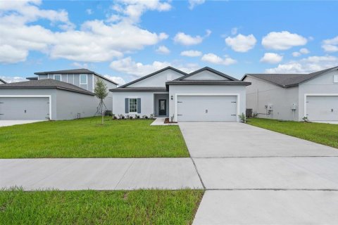 Casa en Astatula, Florida 3 dormitorios, 143.07 m2 № 2378961