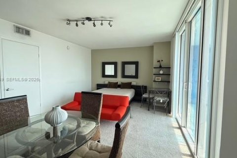 Condo in Miami, Florida № 2152429 - photo 3