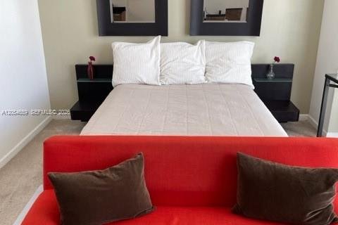 Condo in Miami, Florida № 2152429 - photo 6