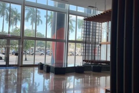 Condo in Miami, Florida № 2152429 - photo 29