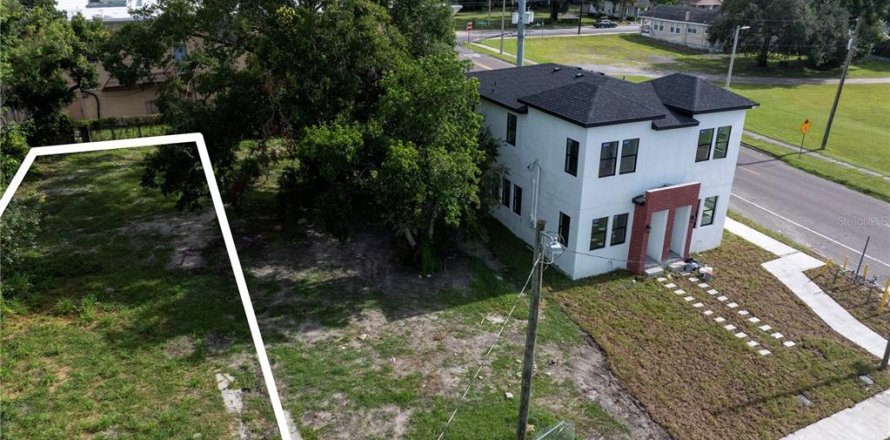 Land in Tampa, Florida № 1886286