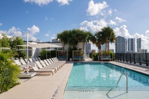 Apartamento en alquiler en Miami, Florida, 2 dormitorios, 102.56 m2 № 2264669 - foto 18