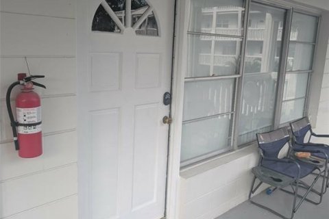 Condo in Clearwater, Florida, 2 bedrooms  № 2366635