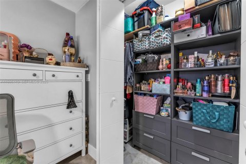 Townhouse in Miami Gardens, Florida 3 bedrooms, 155.89 sq.m. № 2058409 - photo 30