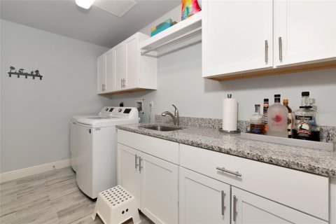 Condo in Osprey, Florida, 3 bedrooms  № 1662568 - photo 18
