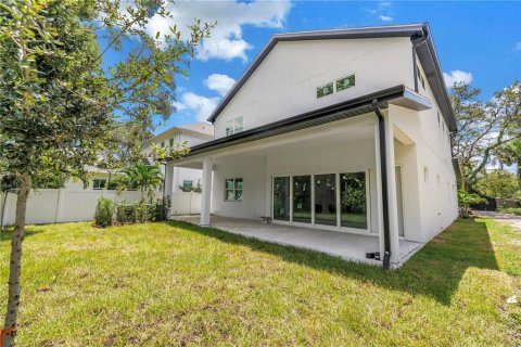 Casa en venta en Saint Petersburg, Florida, 5 dormitorios, 297.57 m2 № 1856031 - foto 7