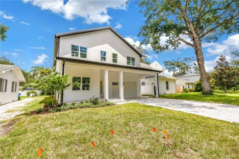 Casa en venta en Saint Petersburg, Florida, 5 dormitorios, 297.57 m2 № 1856031 - foto 3