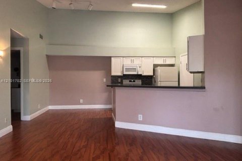 Copropriété à louer à Sunrise, Floride: 2 chambres, 95.13 m2 № 2404181 - photo 5