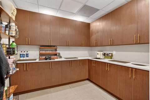 Commercial property in Palmetto Bay, Florida № 2089932 - photo 16