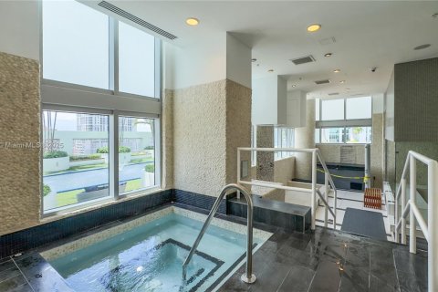 Copropriété à louer à Miami, Floride: 2 chambres, 86.4 m2 № 1875021 - photo 30