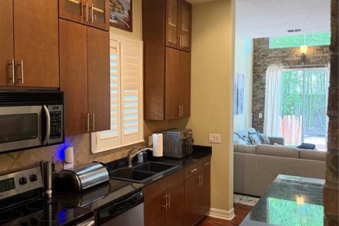 Townhouse in Orlando, Florida 2 bedrooms, 199.74 sq.m. № 2199546 - photo 7