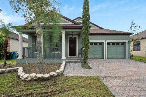 Villa ou maison à louer à Orlando, Floride: 3 chambres, 197.14 m2 № 1914688 - photo 1