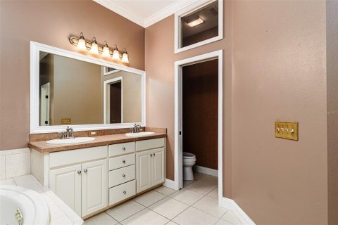 House in Lakeland, Florida 3 bedrooms, 196.21 sq.m. № 1909516 - photo 20