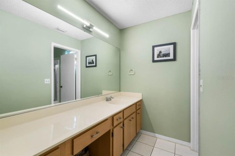 House in Sun City Center, Florida 2 bedrooms, 162.58 sq.m. № 2204126 - photo 22