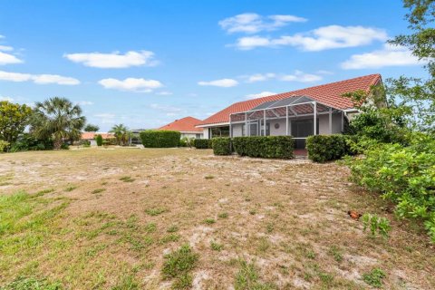 House in Sun City Center, Florida 2 bedrooms, 162.58 sq.m. № 2204126 - photo 6