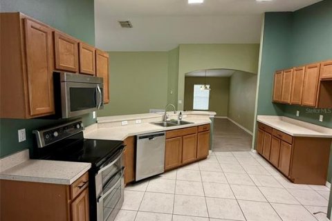 House in Lakeland, Florida 4 bedrooms, 180.79 sq.m. № 1828611 - photo 4