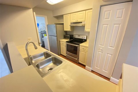 Condominio en alquiler en Kissimmee, Florida, 2 dormitorios, 87.05 m2 № 1567277 - foto 5