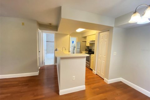 Copropriété à louer à Kissimmee, Floride: 2 chambres, 87.05 m2 № 1567277 - photo 4