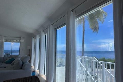 Casa en alquiler en Key Largo, Florida, 3 dormitorios, 182.83 m2 № 2077681 - foto 8