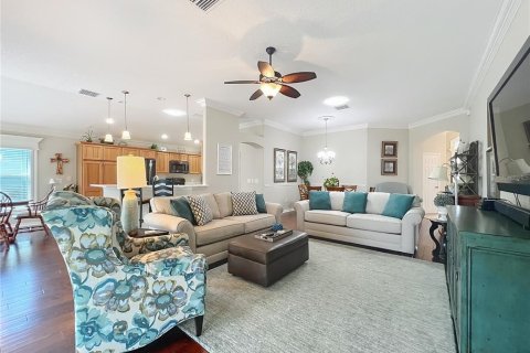 Villa ou maison à louer à The Villages, Floride: 3 chambres, 182.55 m2 № 2214946 - photo 6
