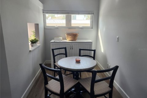 Condo in Sarasota, Florida, 1 bedroom  № 1682941 - photo 20