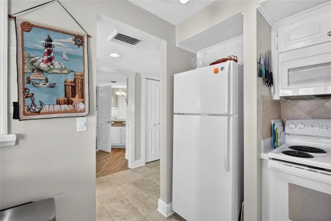 Copropriété à vendre à Daytona Beach, Floride: 2 chambres, 106 m2 № 2152251 - photo 9