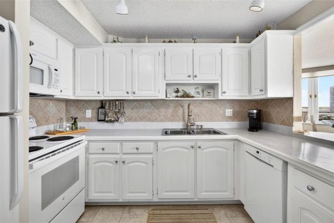 Copropriété à vendre à Daytona Beach, Floride: 2 chambres, 106 m2 № 2152251 - photo 6