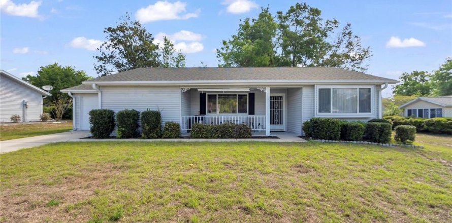 Villa ou maison à Ocala, Floride 2 chambres, 133.04 m2 № 2200047