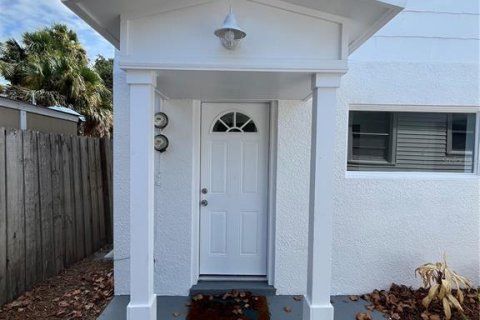 Appartement à louer à New Smyrna Beach, Floride: 1 chambre, 74.32 m2 № 1636410 - photo 1