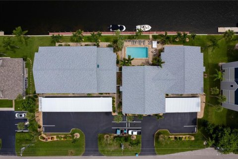 Appartement à louer à Cape Coral, Floride: 2 chambres, 104.79 m2 № 2148616 - photo 7