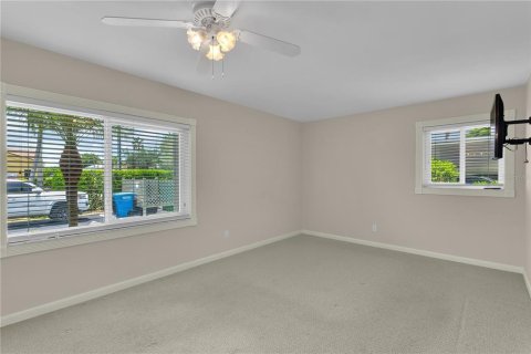 Appartement à louer à Cape Coral, Floride: 2 chambres, 104.79 m2 № 2148616 - photo 29