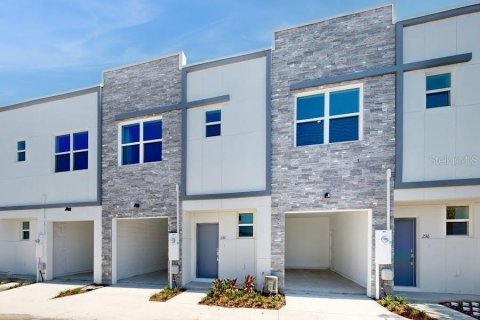 Adosado en alquiler en Davenport, Florida, 3 dormitorios, 162.02 m2 № 1573895 - foto 1