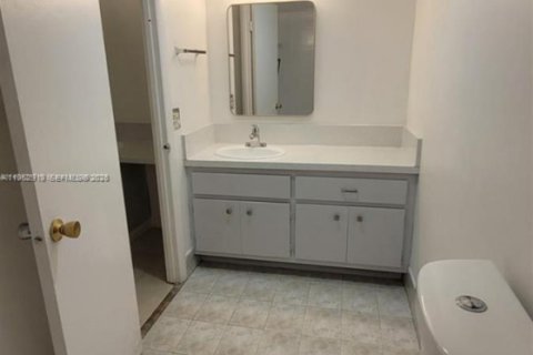 Снять в аренду кондоминиум в Майами, Флорида 2 спальни, 127.83м2, № 2024181 - фото 7