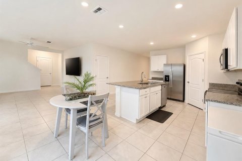 Casa en venta en Lake Alfred, Florida, 4 dormitorios, 220.27 m2 № 2200230 - foto 15