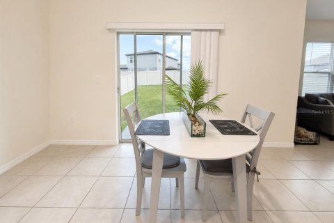 Casa en venta en Lake Alfred, Florida, 4 dormitorios, 220.27 m2 № 2200230 - foto 14
