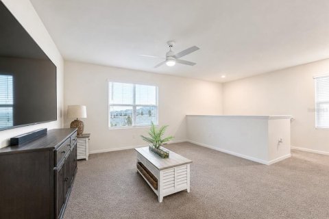 Casa en venta en Lake Alfred, Florida, 4 dormitorios, 220.27 m2 № 2200230 - foto 25