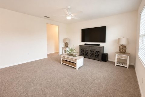 Casa en venta en Lake Alfred, Florida, 4 dormitorios, 220.27 m2 № 2200230 - foto 24