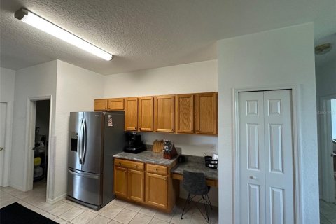 House in Punta Gorda, Florida 3 bedrooms, 154.4 sq.m. № 2103096 - photo 7