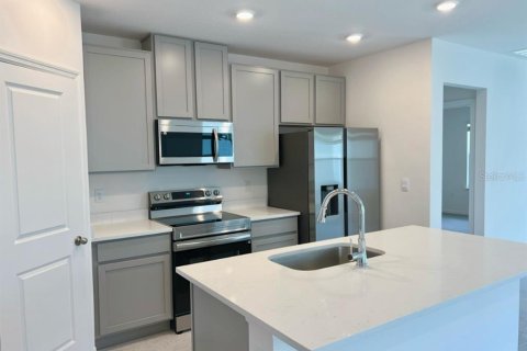 Casa en venta en Winter Haven, Florida, 4 dormitorios, 192.12 m2 № 1786215 - foto 2