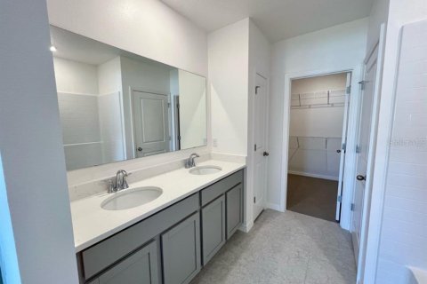 Casa en venta en Winter Haven, Florida, 4 dormitorios, 192.12 m2 № 1786215 - foto 5
