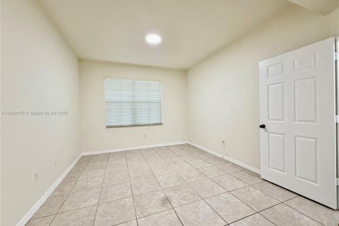 Copropriété à louer à Doral, Floride: 3 chambres, 112.13 m2 № 1937272 - photo 23